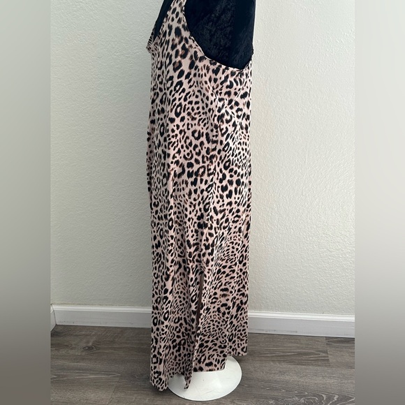 Victoria’s Secret Leopard Print Maxi Dress - Picture 2 of 7